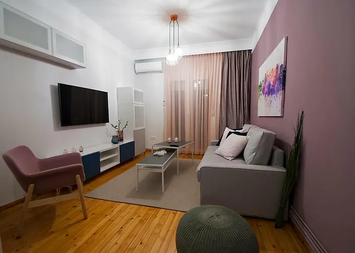 Apartament Large, Sunny, Modern Fully Renovated, Next To Agia Sofia *