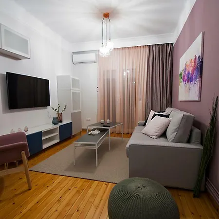 Lejlighed Large, Sunny, Modern Fully Renovated, Next To Agia Sofia *
