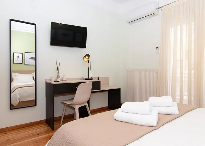 Large, Sunny, Modern Fully Renovated, Next To Agia Sofia Lejlighed Thessaloníki