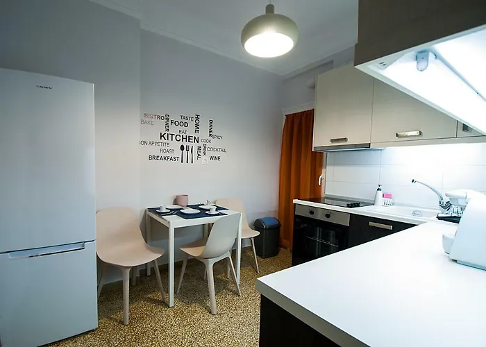 Lejlighed Large, Sunny, Modern Fully Renovated, Next To Agia Sofia